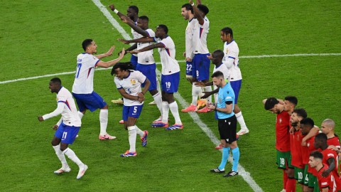 C罗帽子戏法难救主，葡萄牙3-3西班牙