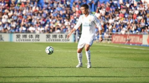 标题：世界杯C组末轮法国0-0丹麦，首场白卷携手晋级