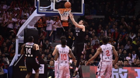 辽粤季后赛G1：辽宁内线碾压89-73客场完胜