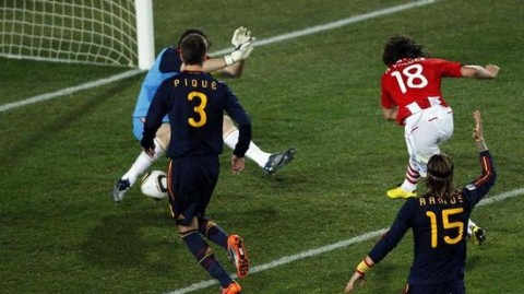 南非世界杯经典复盘：西班牙1-0巴拉圭，比利亚绝杀+两队互失点球