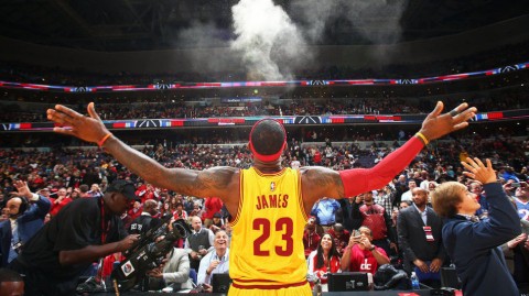 骑士全替补暴打奇才送10连败